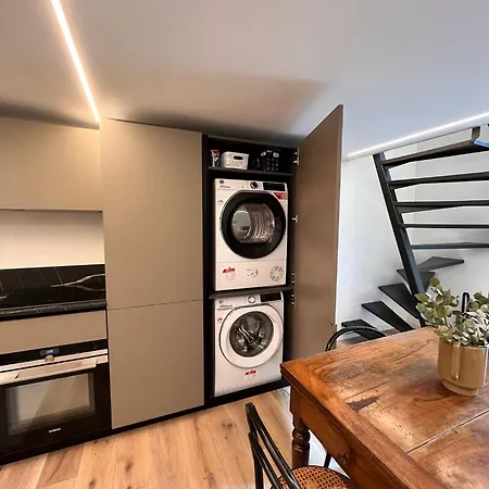 Classy & Chic 2 Storey Loft Apartment Milan